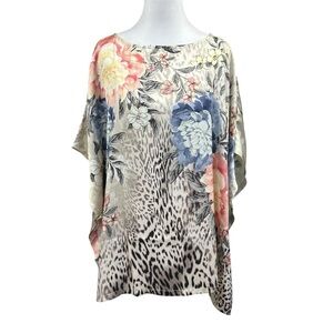 Chicos Poncho Womens Size Small / Medium Animal And Floral Print